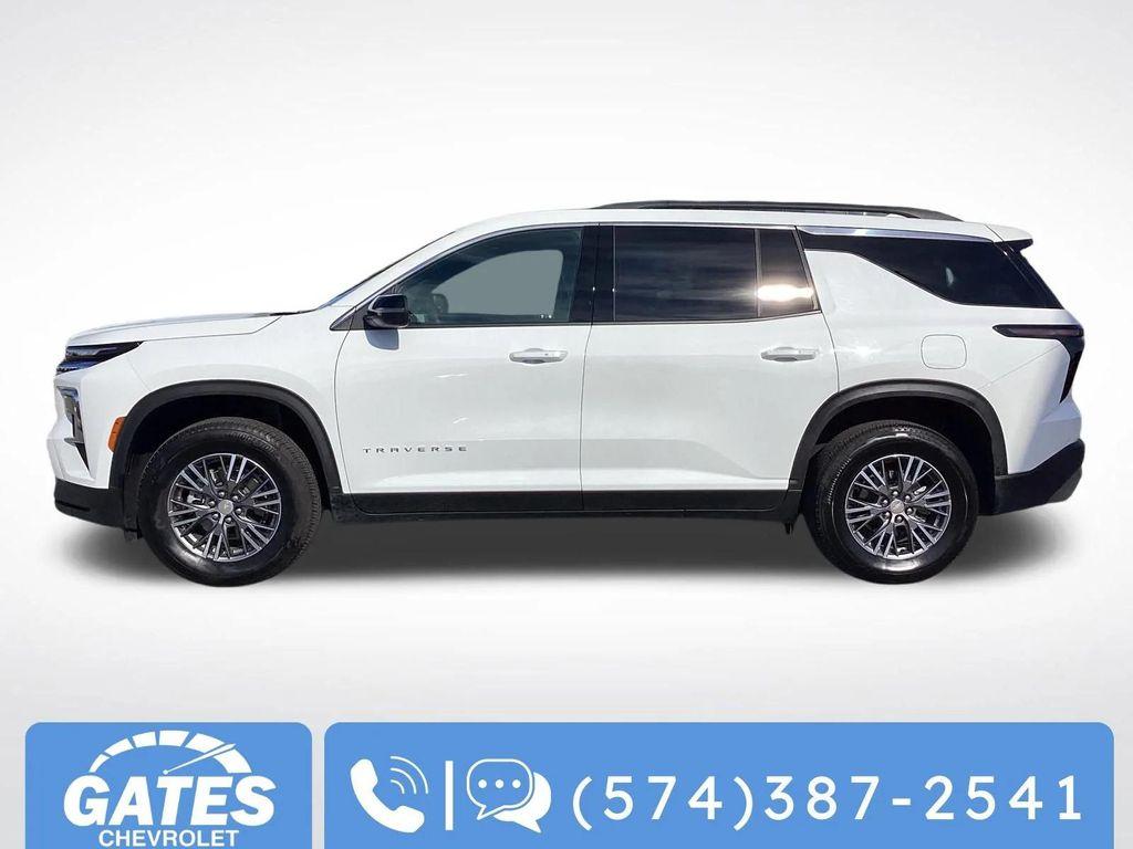 used 2025 Chevrolet Traverse car, priced at $37,561