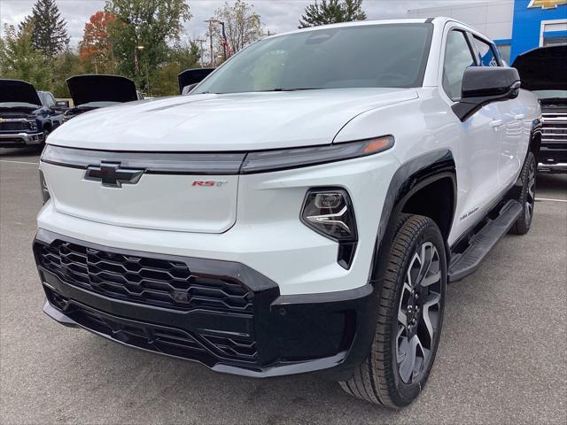 new 2024 Chevrolet Silverado EV car