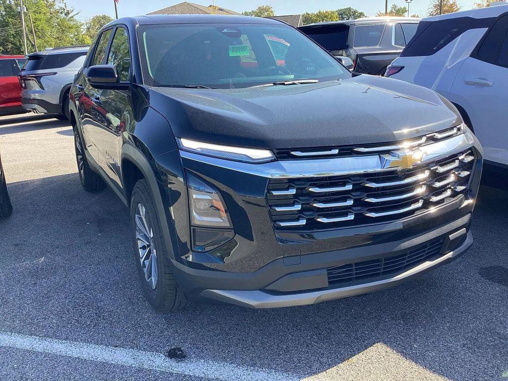 new 2026 Chevrolet Equinox car, priced at $30,495