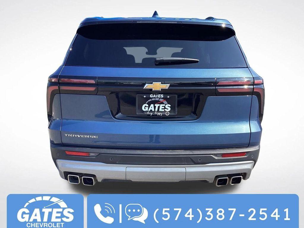 used 2025 Chevrolet Traverse car, priced at $39,380