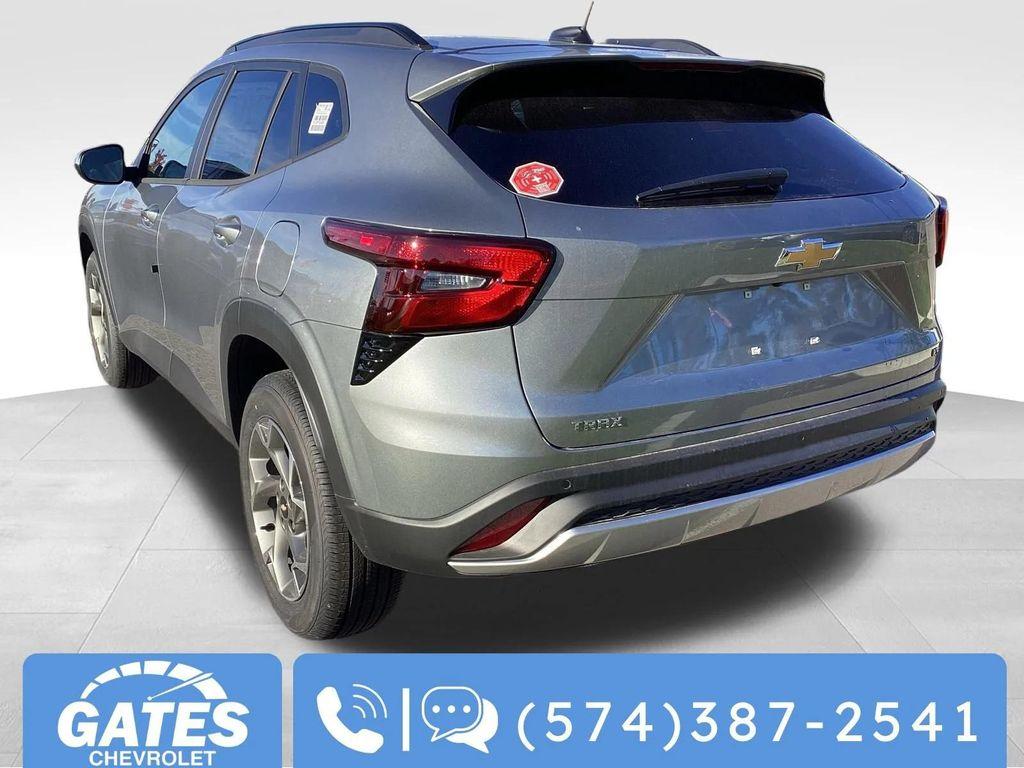 new 2025 Chevrolet Trax car, priced at $26,049