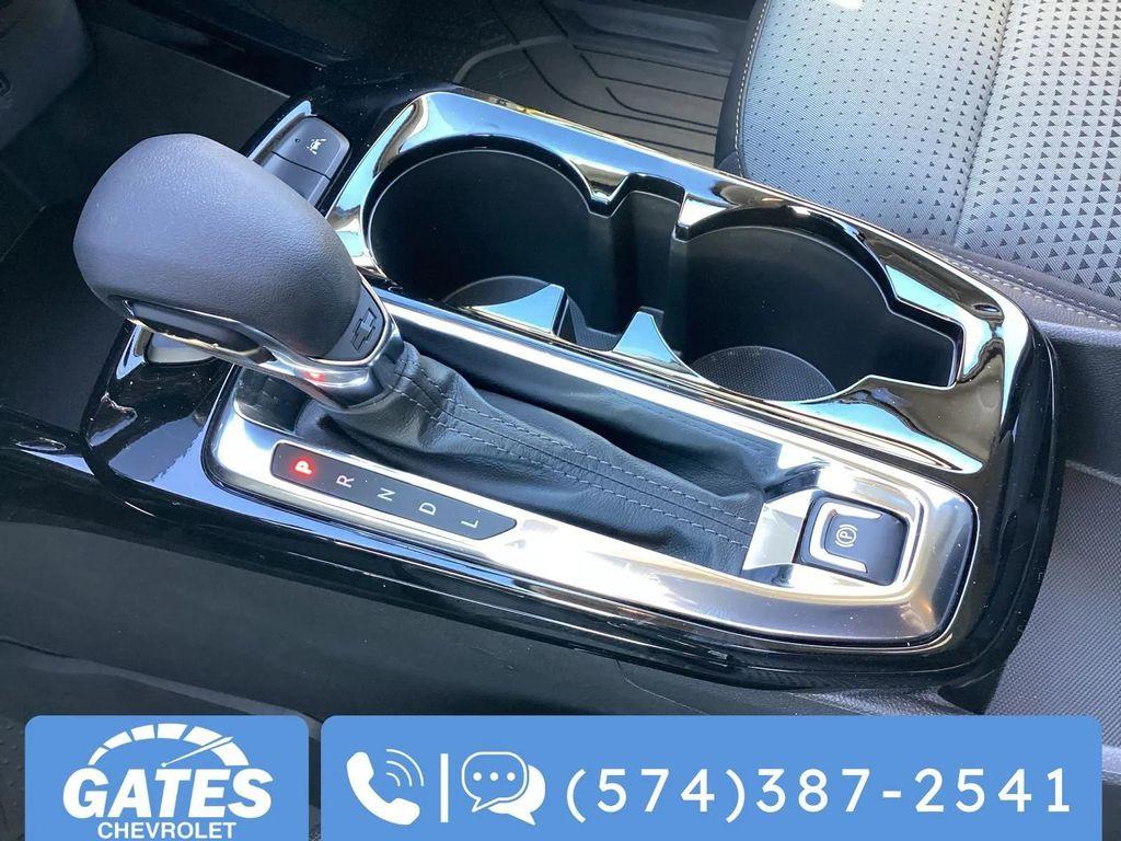 new 2025 Chevrolet Trax car, priced at $26,049