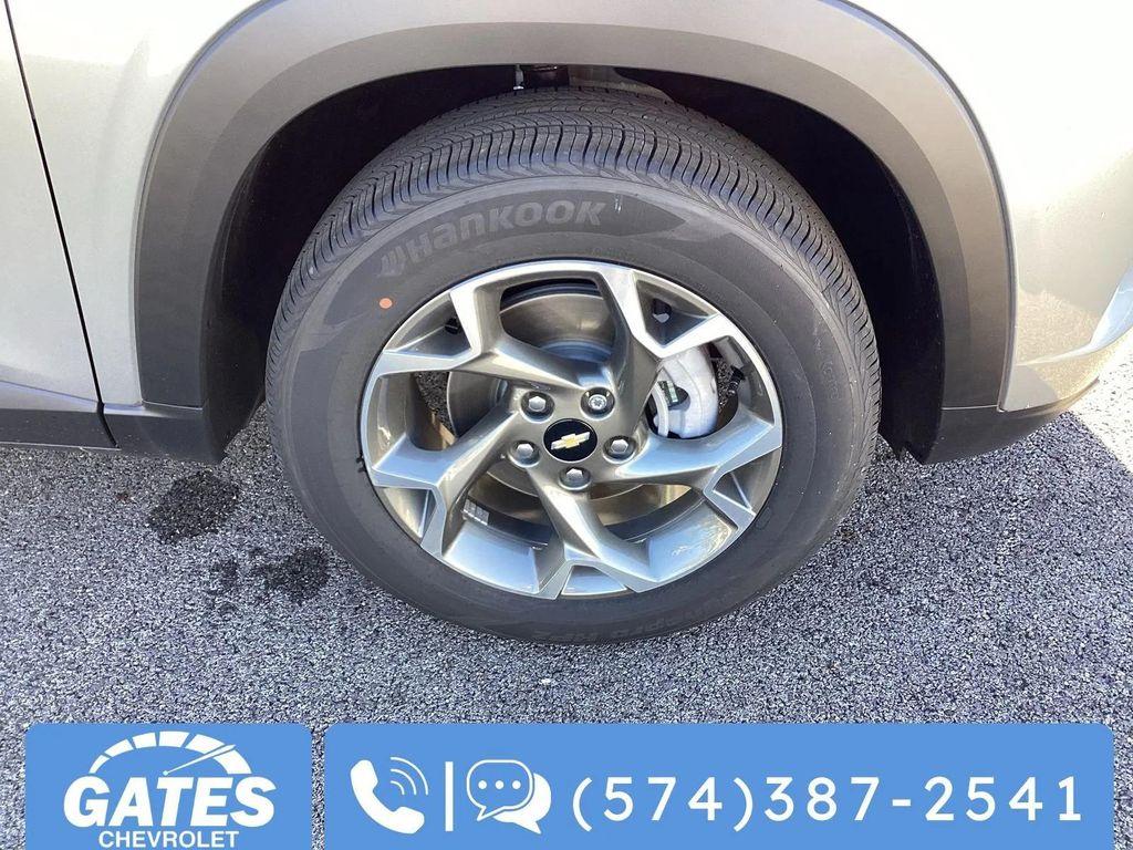 new 2025 Chevrolet Trax car, priced at $26,049