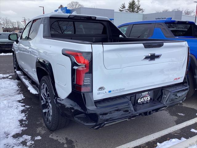 new 2025 Chevrolet Silverado EV car