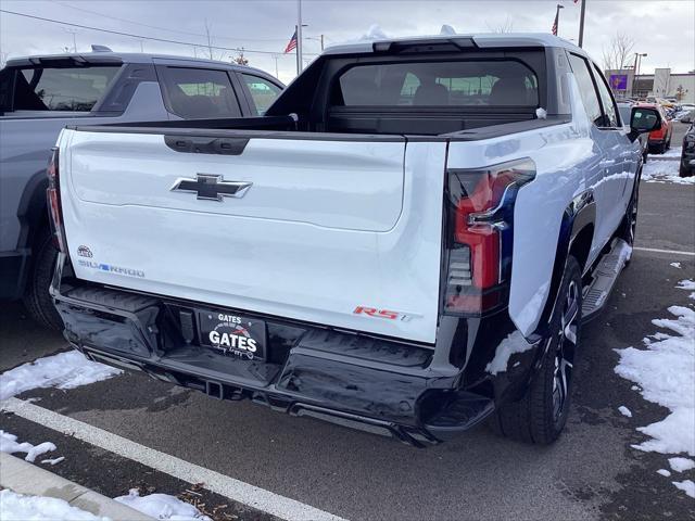 new 2025 Chevrolet Silverado EV car