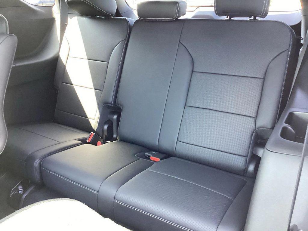 new 2025 Chevrolet Traverse car, priced at $52,990