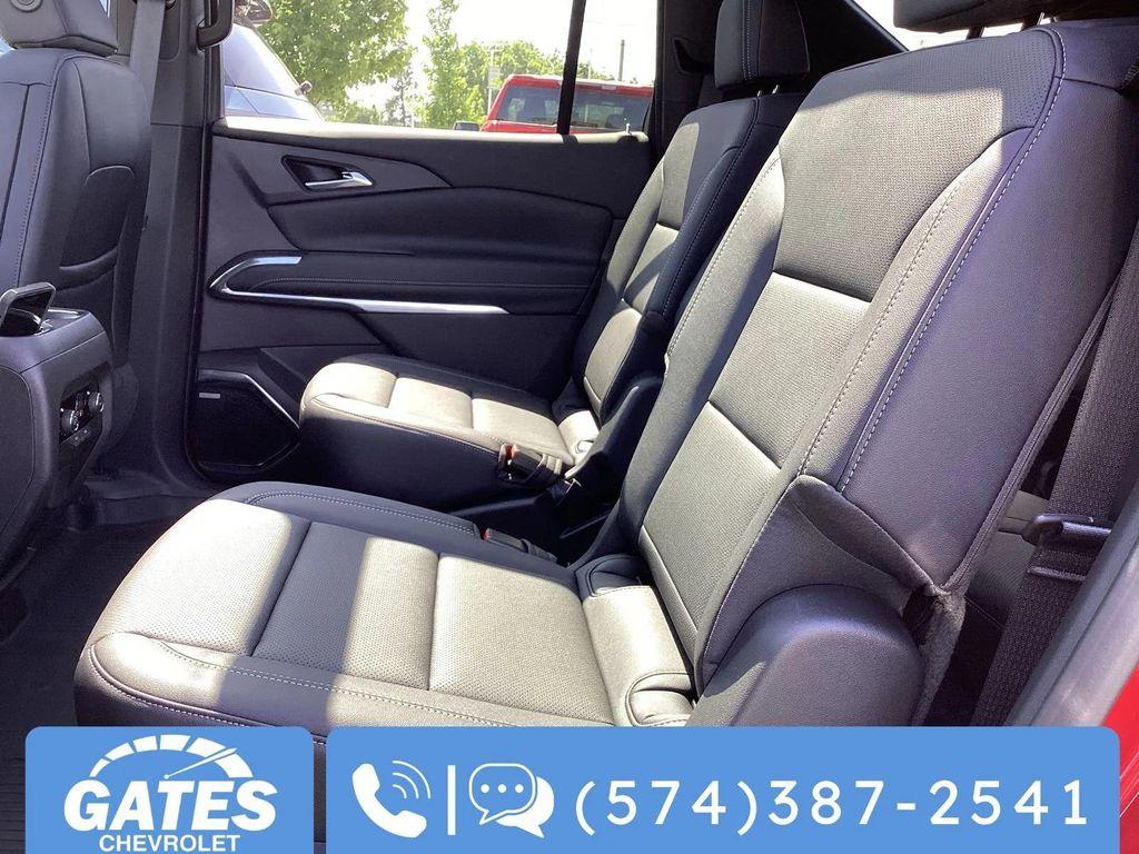 new 2025 Chevrolet Traverse car, priced at $52,990