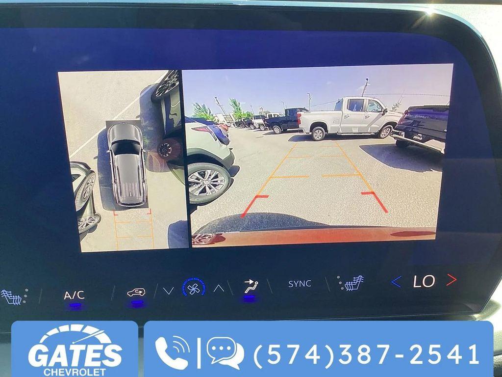 new 2025 Chevrolet Traverse car, priced at $52,990