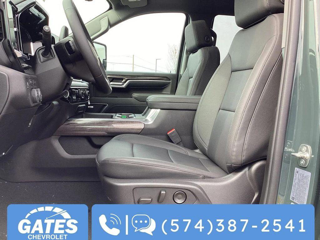 new 2025 Chevrolet Silverado 3500 car, priced at $88,655