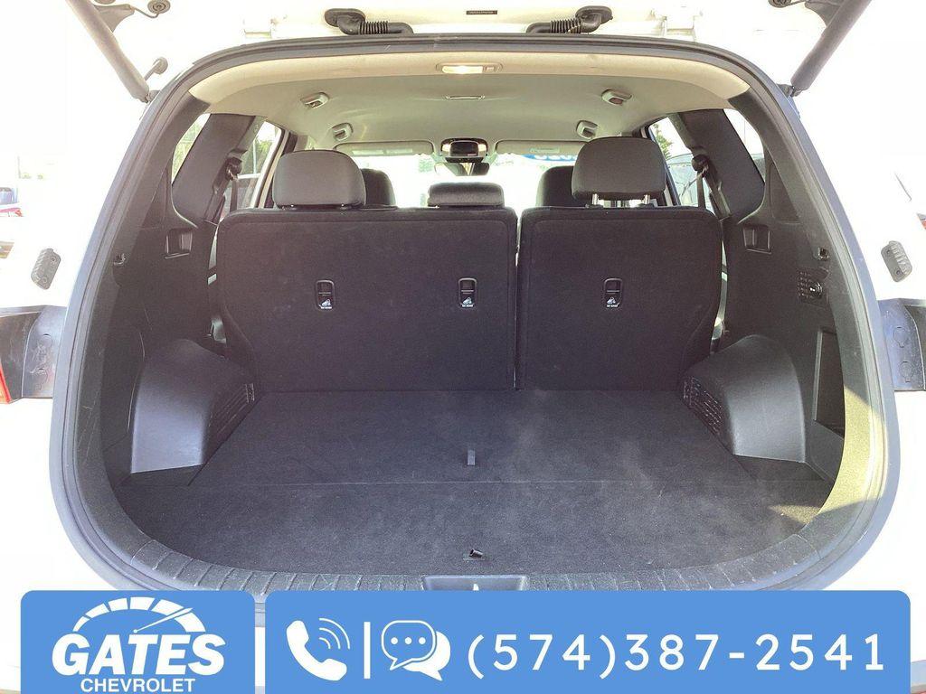 used 2023 Hyundai Santa Fe car, priced at $23,102