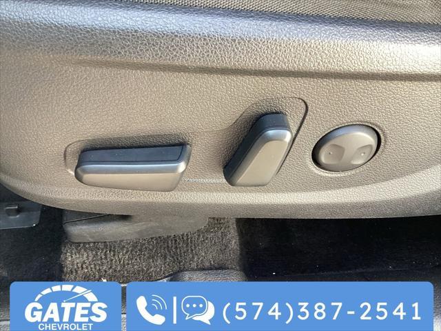 used 2023 Hyundai Santa Fe car, priced at $25,121