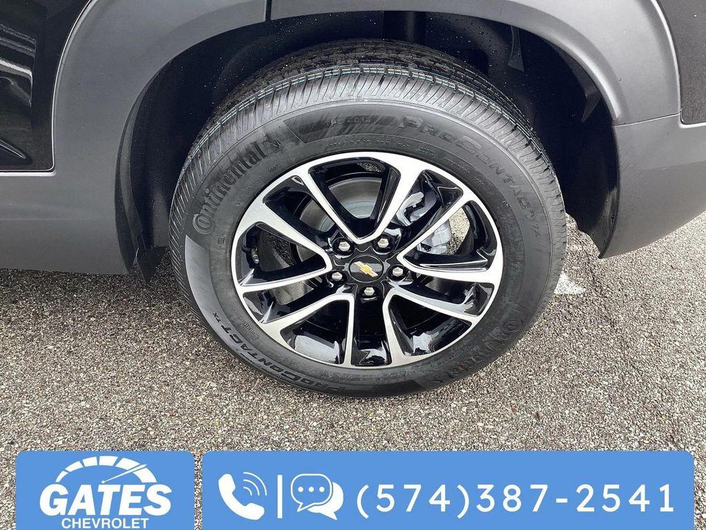 new 2026 Chevrolet TrailBlazer car, priced at $28,040