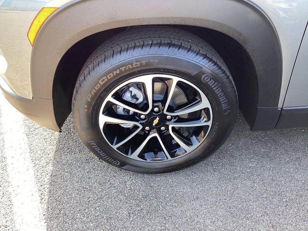 new 2026 Chevrolet TrailBlazer car, priced at $27,440