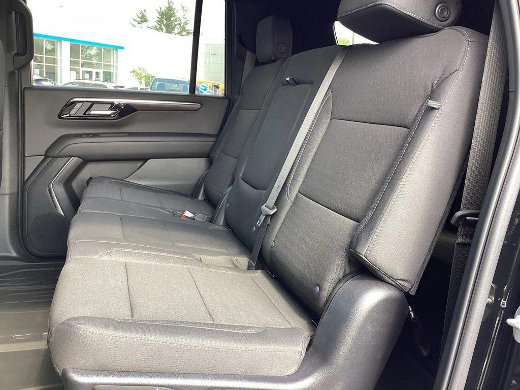 new 2025 Chevrolet Suburban car, priced at $70,975