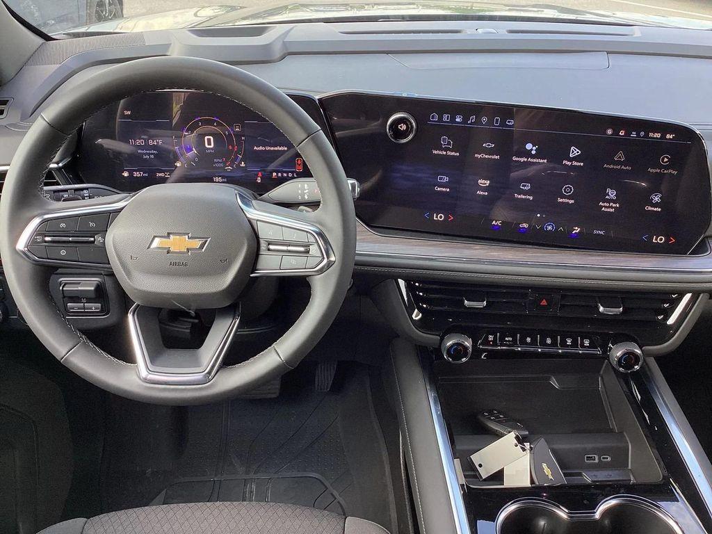 new 2025 Chevrolet Suburban car, priced at $70,975
