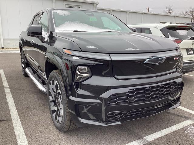 new 2025 Chevrolet Silverado EV car