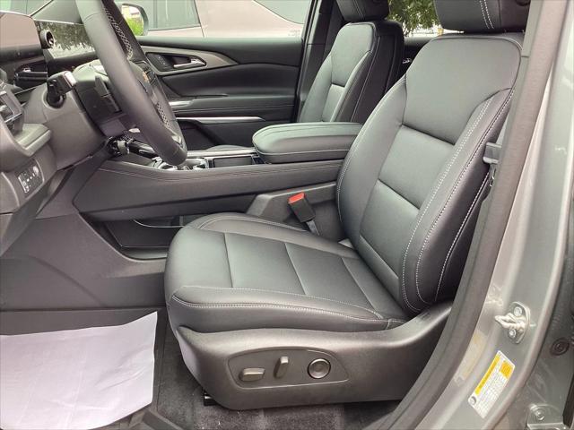 new 2025 Chevrolet Traverse car, priced at $46,060