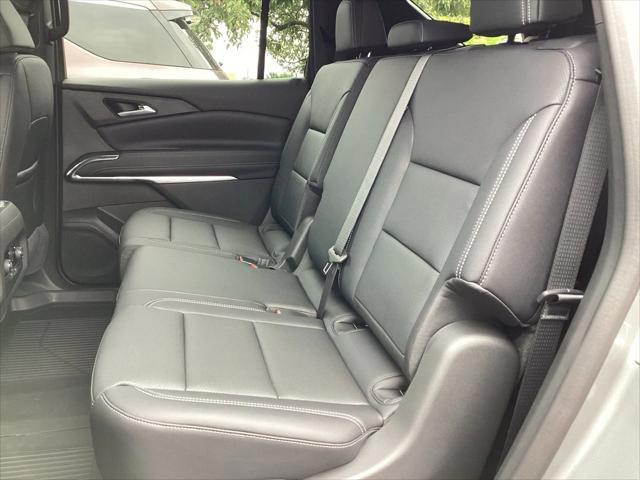 new 2025 Chevrolet Traverse car, priced at $46,060