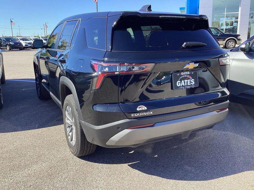 new 2026 Chevrolet Equinox car, priced at $30,320