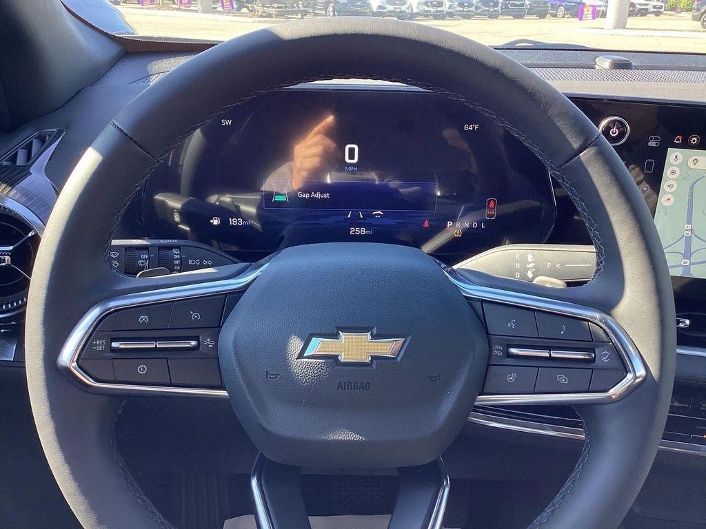 new 2026 Chevrolet Equinox car, priced at $30,320