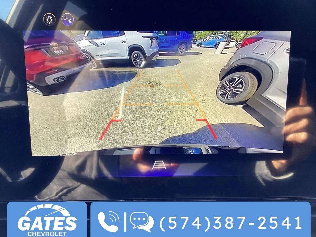 new 2026 Chevrolet Equinox car, priced at $30,320