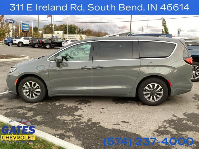 used 2022 Chrysler Pacifica Hybrid car, priced at $25,980