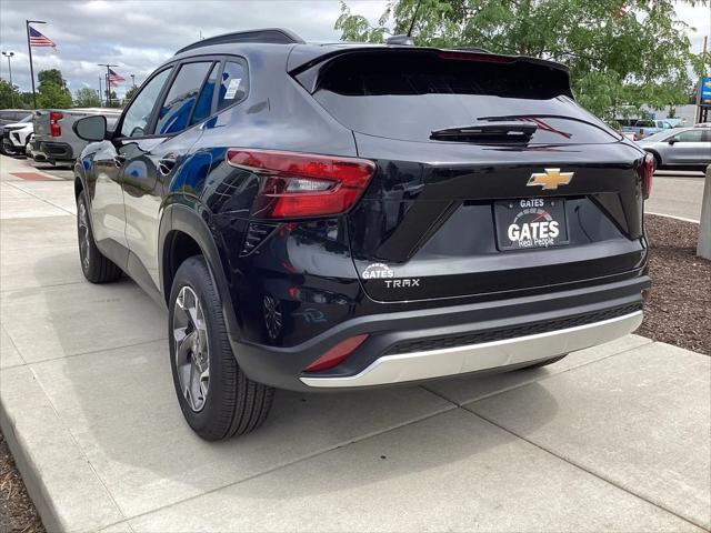 new 2025 Chevrolet Trax car, priced at $24,360