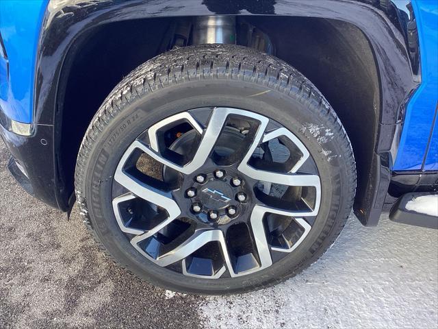 new 2025 Chevrolet Silverado EV car