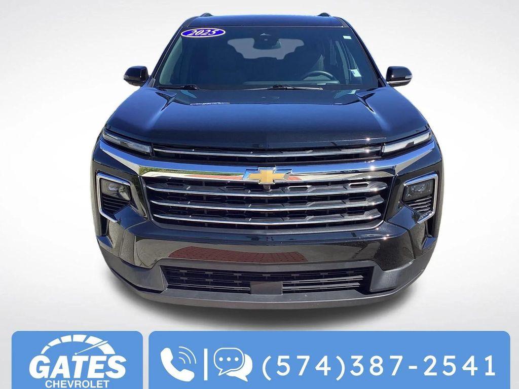 used 2025 Chevrolet Traverse car, priced at $37,103
