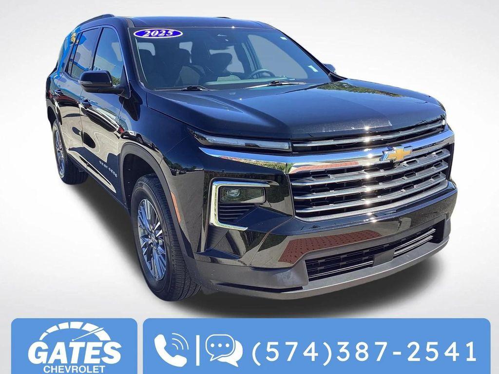 used 2025 Chevrolet Traverse car, priced at $38,168