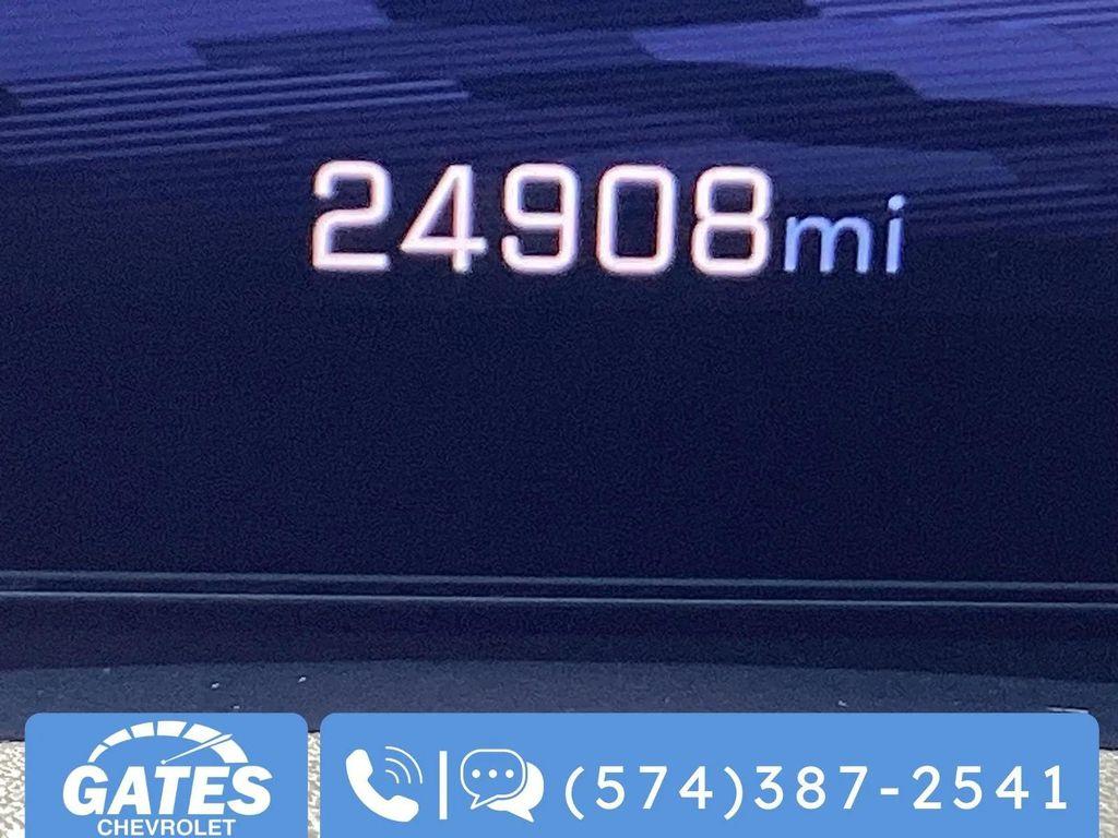 used 2025 Chevrolet Traverse car, priced at $37,103