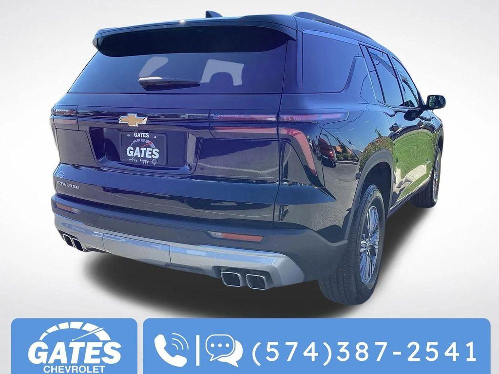 used 2025 Chevrolet Traverse car, priced at $37,103