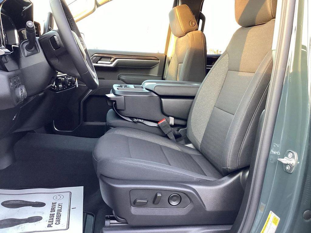 new 2026 Chevrolet Silverado 1500 car, priced at $52,090