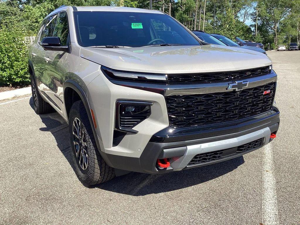 new 2026 Chevrolet Traverse car, priced at $56,380