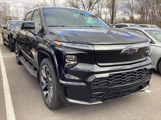 new 2025 Chevrolet Silverado EV car