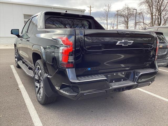 new 2025 Chevrolet Silverado EV car