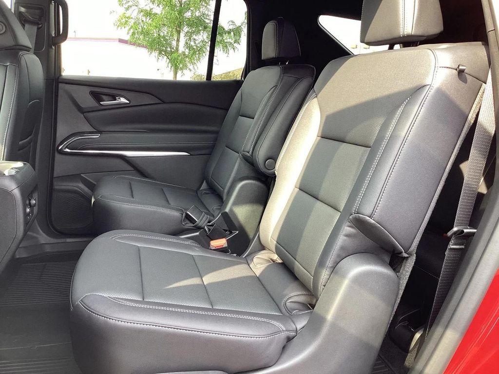 new 2026 Chevrolet Traverse car, priced at $47,840