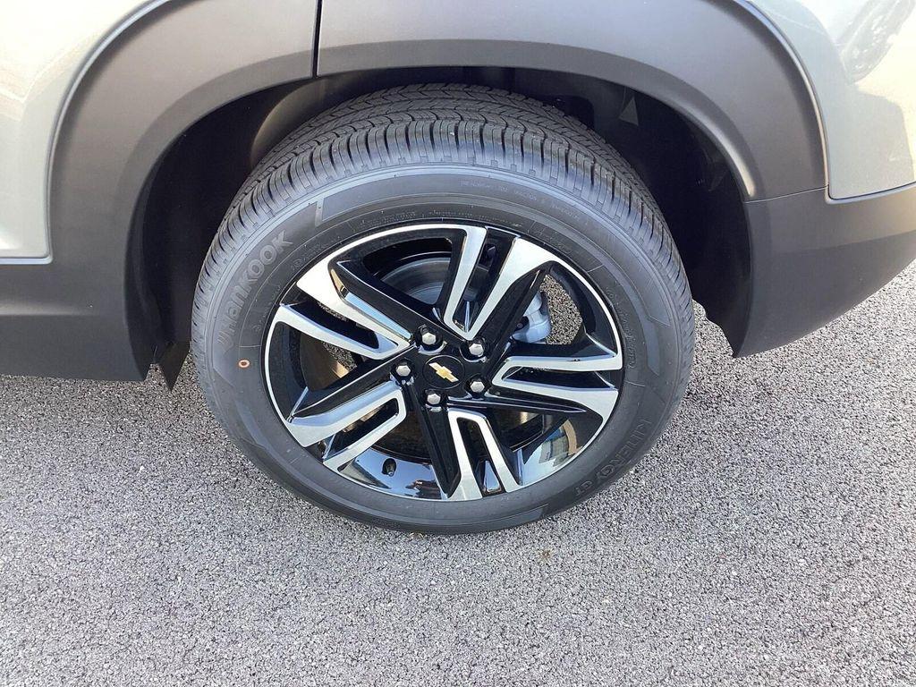 new 2026 Chevrolet TrailBlazer car, priced at $27,935