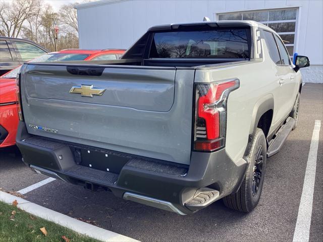 new 2025 Chevrolet Silverado EV car