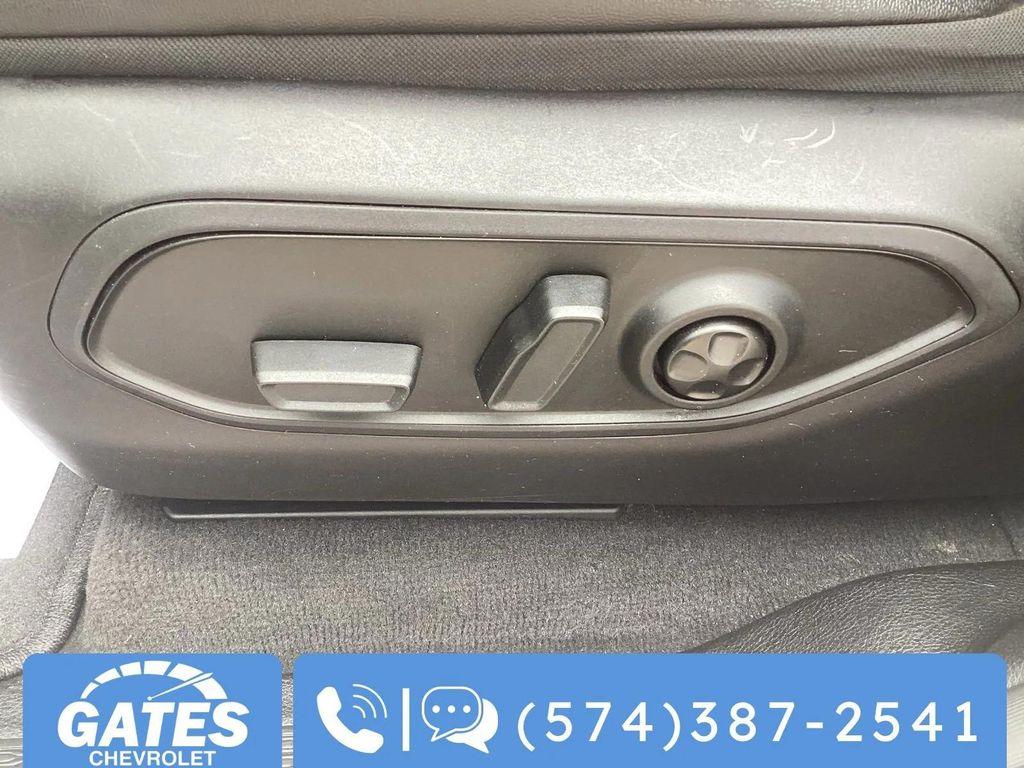 used 2023 Jeep Grand Cherokee car, priced at $31,677