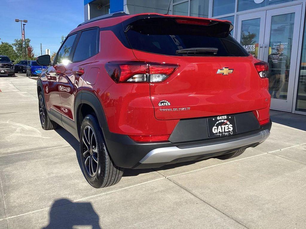 new 2026 Chevrolet TrailBlazer car, priced at $27,050