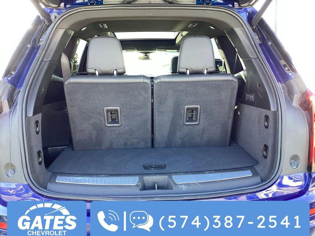 used 2025 Cadillac XT6 car, priced at $46,890