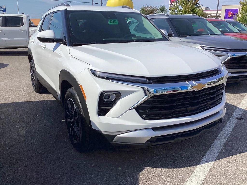 new 2026 Chevrolet TrailBlazer car, priced at $27,050