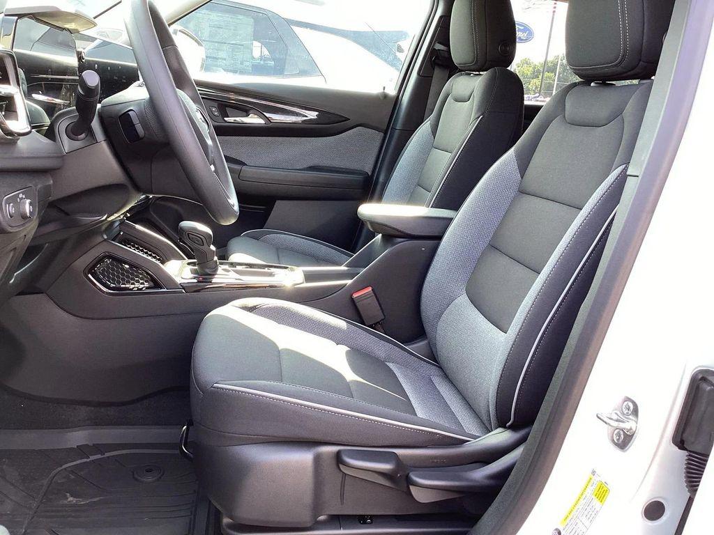new 2026 Chevrolet TrailBlazer car, priced at $27,050