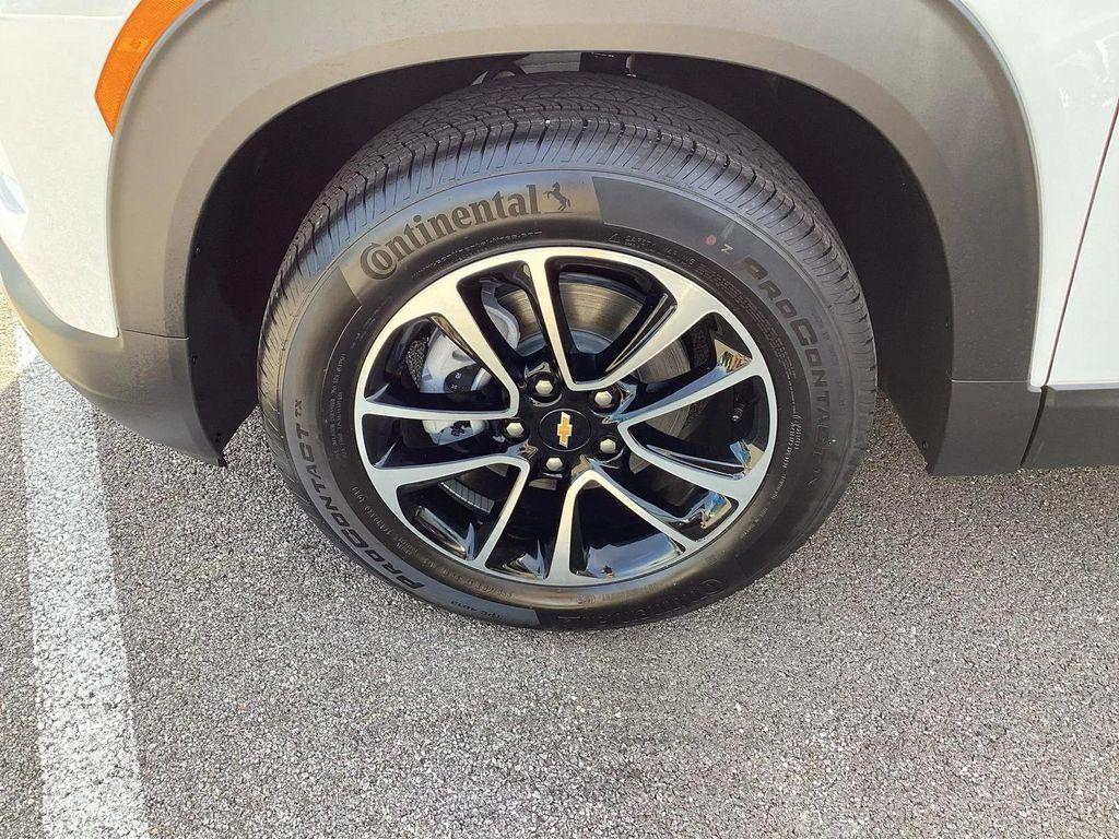 new 2026 Chevrolet TrailBlazer car, priced at $27,050