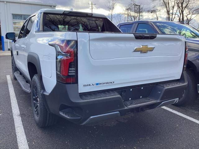 new 2025 Chevrolet Silverado EV car