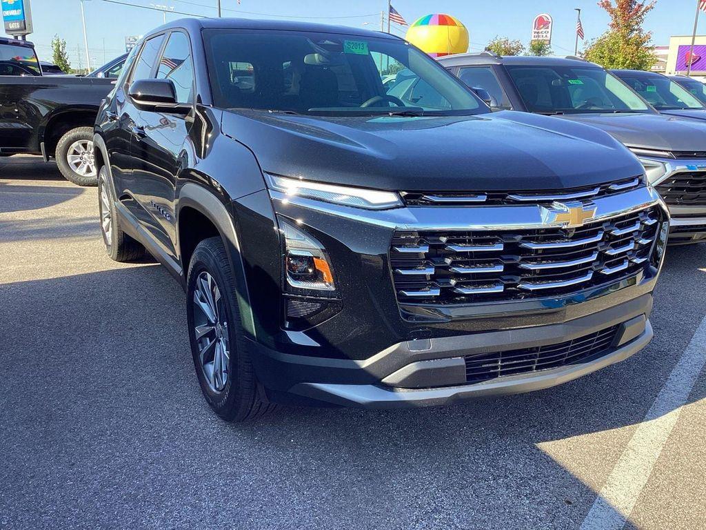 new 2026 Chevrolet Equinox car, priced at $30,760