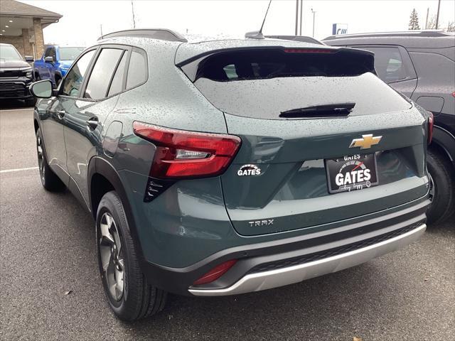 new 2025 Chevrolet Trax car