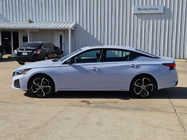 new 2025 Nissan Altima car, priced at $30,230