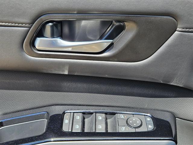 new 2025 Nissan Pathfinder car, priced at $44,119